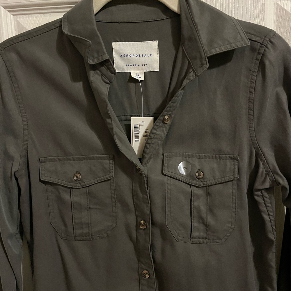 Aeropostale Classic Fit Olive Shirt